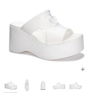 NWT Chinese Laundry Platform Sandals
